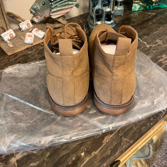 EUC Men Brown Low Cut Boot Shoes - Picture 3 of 4